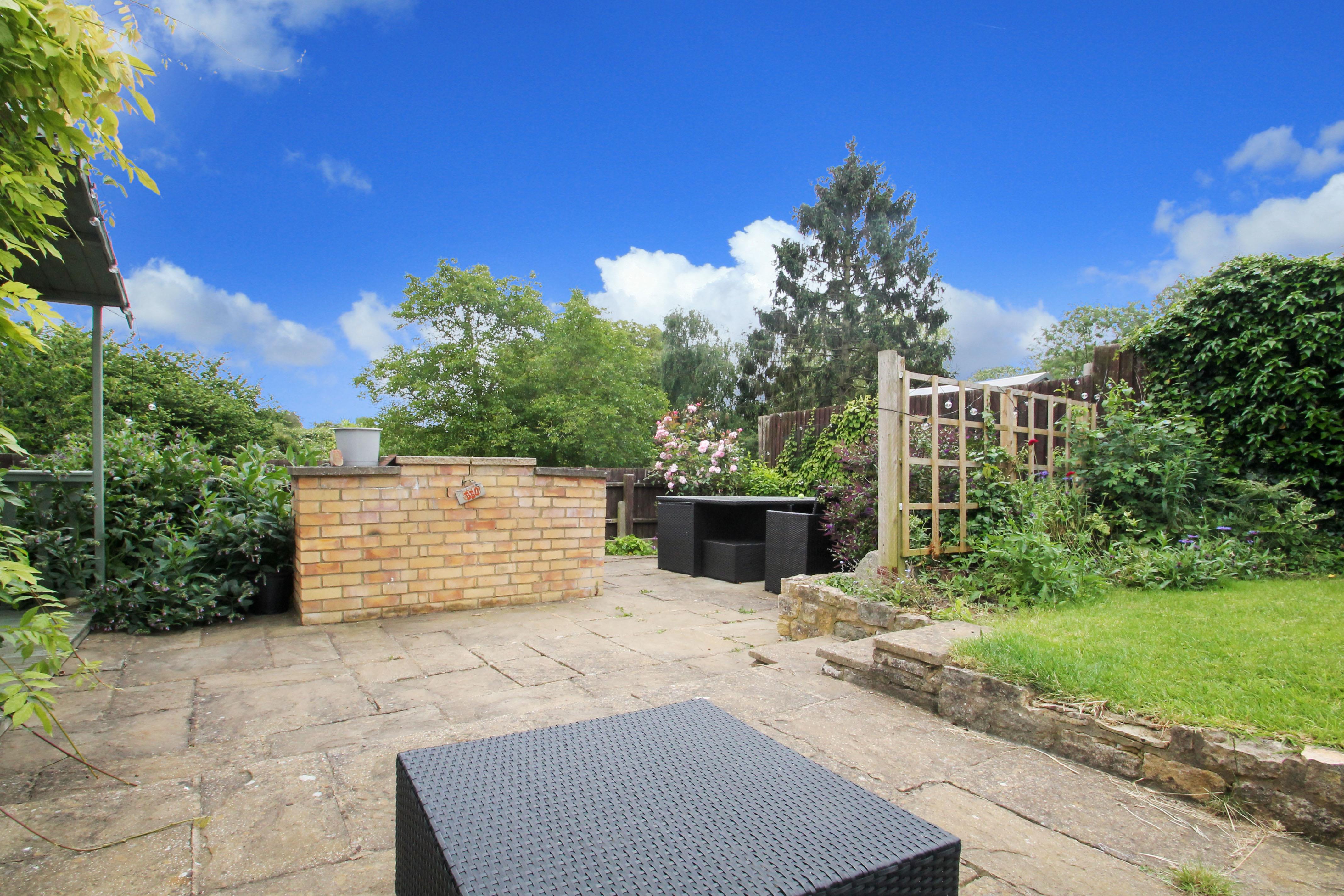 Addington Road, Irthlingborough Simpson & Partners